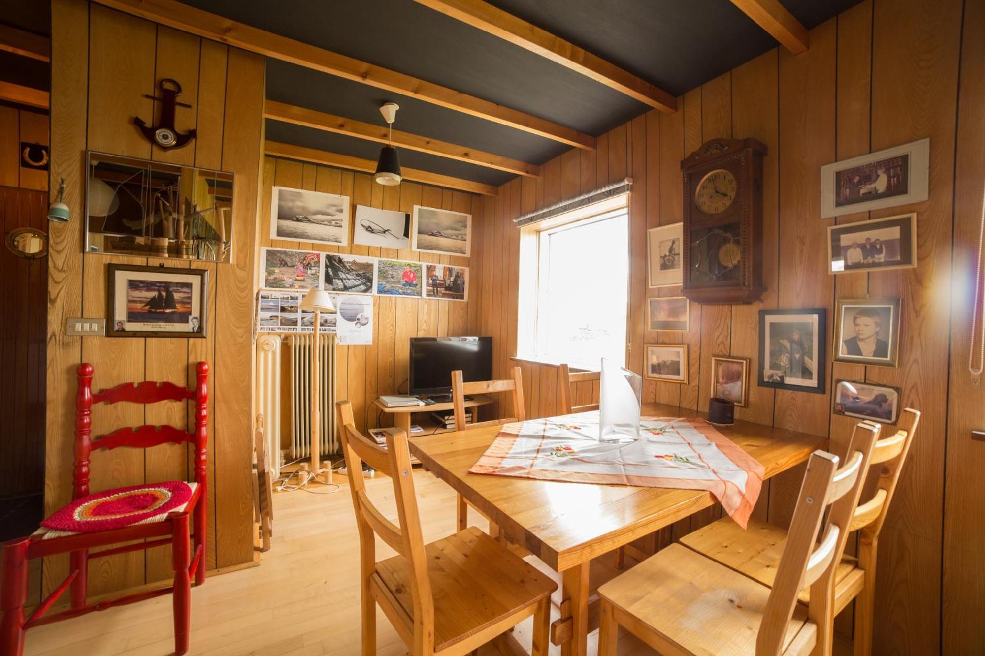 Dimmuborgir Guesthouse ميفاتن الغرفة الصورة